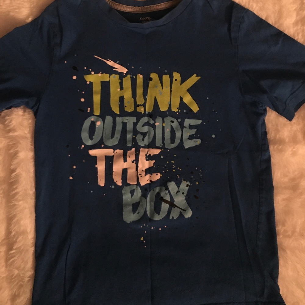 Boys ‘Think outside the box’ tee